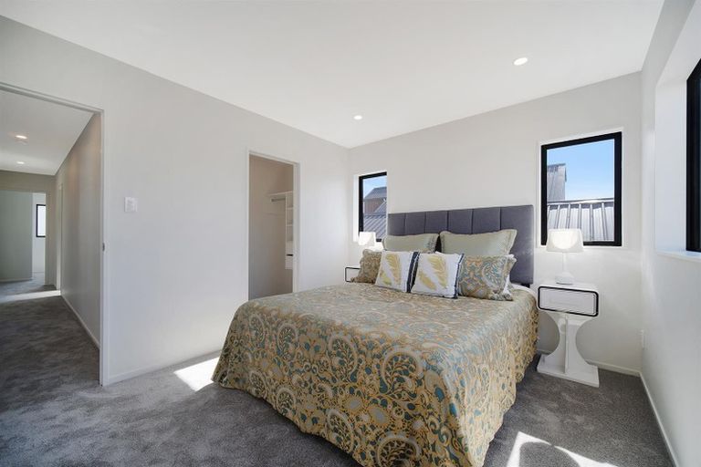 Photo of property in 18 Kairakau Street, Papakura, 2110