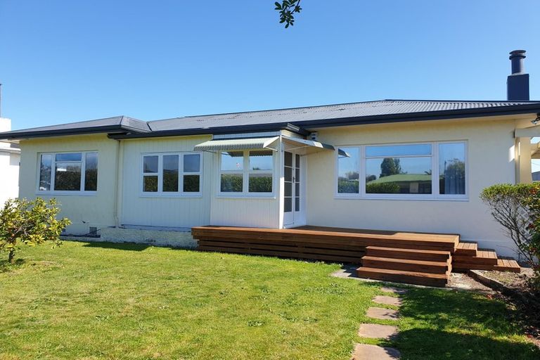 Photo of property in 1414 Woodstock Avenue, Mayfair, Hastings, 4122