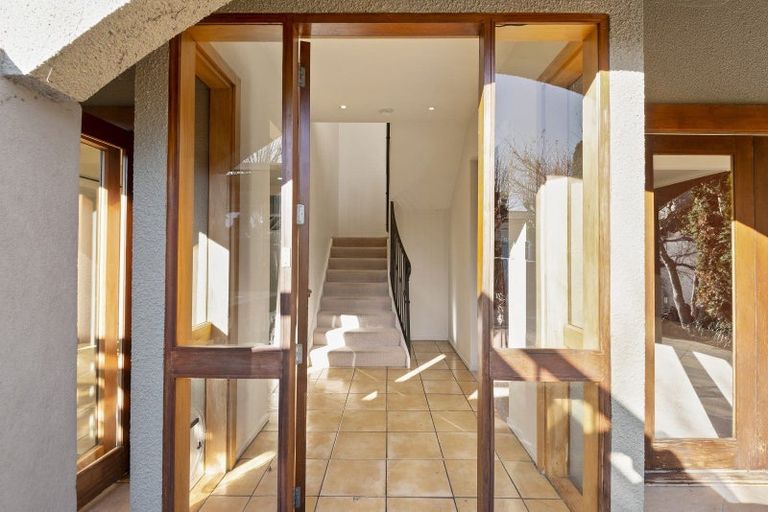 Photo of property in 36 Garden Road, Merivale, Christchurch, 8014