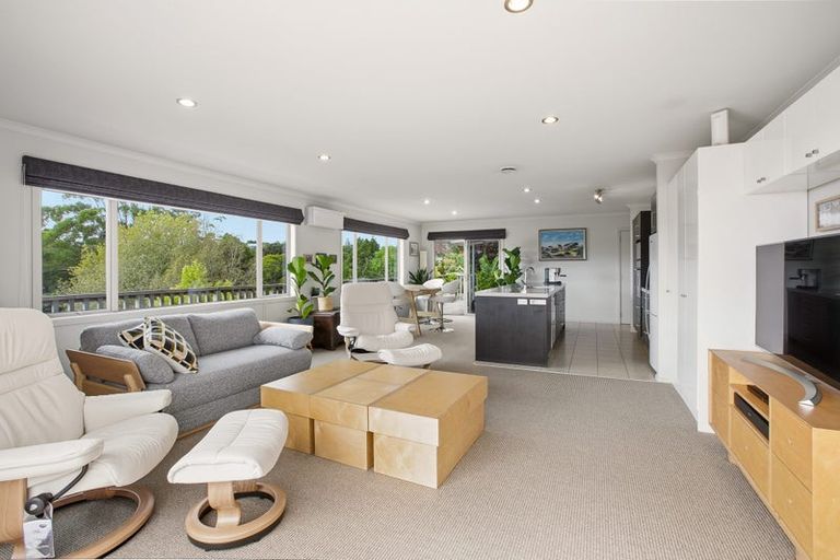 Photo of property in 142a Heta Road, Highlands Park, New Plymouth, 4312