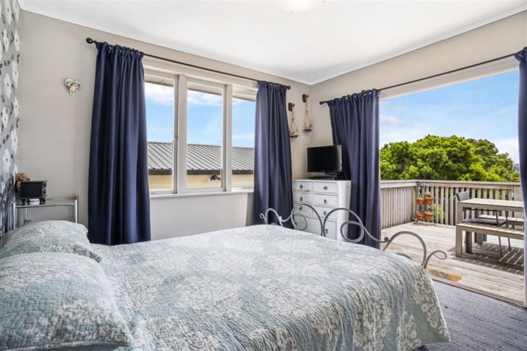 Photo of property in 117 Bruce Road, Glenfield, Auckland, 0629