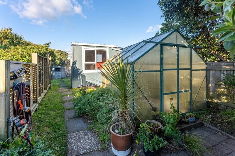 Photo of property in 50 Moana Street, Otaki Beach, Otaki, 5512
