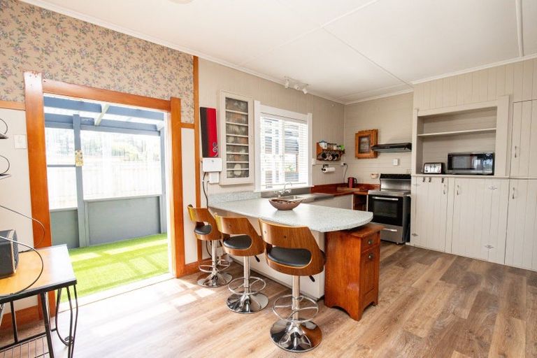 Photo of property in 36 Kerepehi Town Road, Kerepehi, Paeroa, 3671