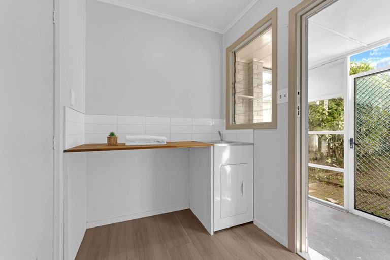 Photo of property in 25 Mccullough Avenue, Papatoetoe, Auckland, 2025