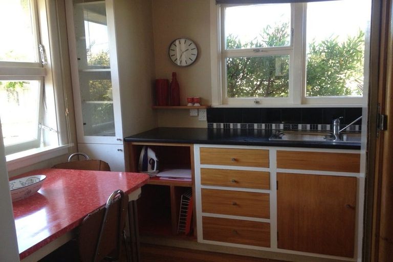 Photo of property in 122 Estuary Road, South New Brighton, Christchurch, 8062
