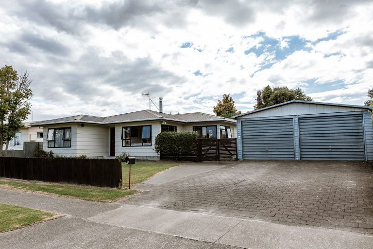 Photo of property in 7 Duckworth Crescent, Greenmeadows, Napier, 4112