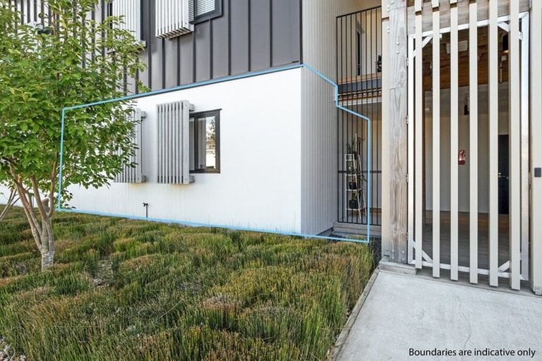 Photo of property in 1/165 Hobsonville Point Road, Hobsonville, Auckland, 0616