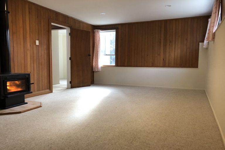 Photo of property in 27 Halberg Street, Glenfield, Auckland, 0629