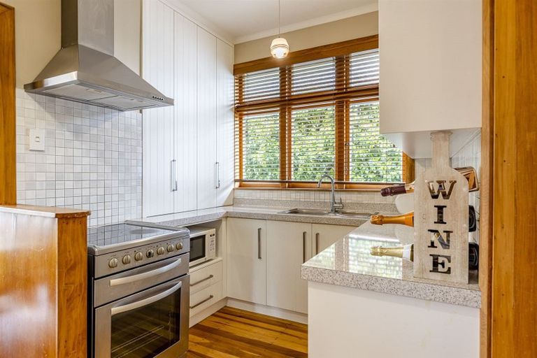 Photo of property in 80 Guy Avenue, Takaro, Palmerston North, 4410