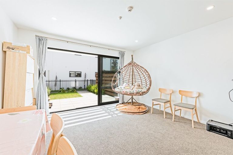 Photo of property in 7/69 Suva Street, Upper Riccarton, Christchurch, 8041