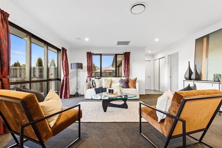 Photo of property in 61 River Road, Rangiora, 7400