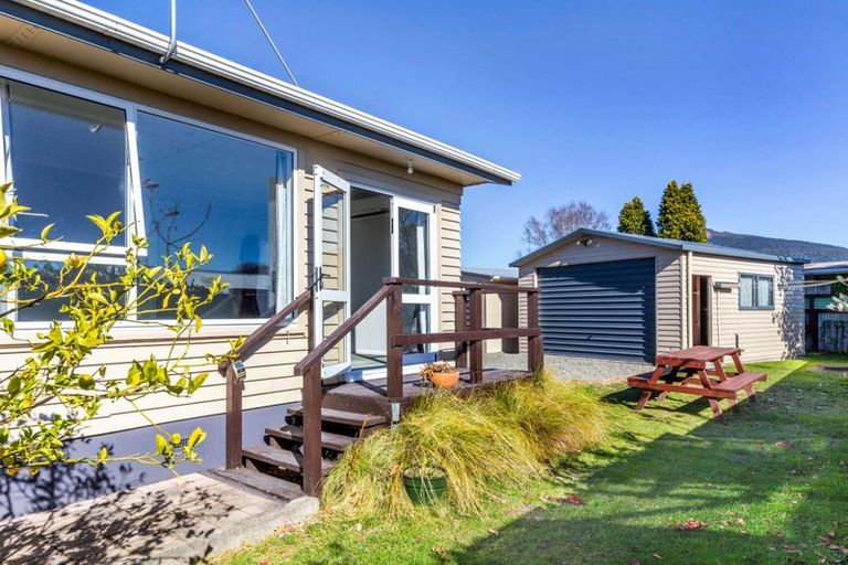 Photo of property in 4 Mihipeka Grove, Turangi, 3334