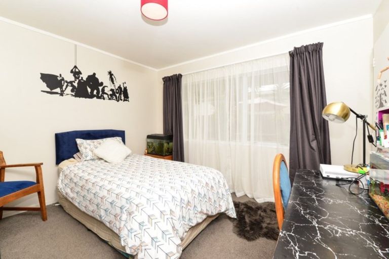 Photo of property in 23a Sandwich Road, St Andrews, Hamilton, 3200