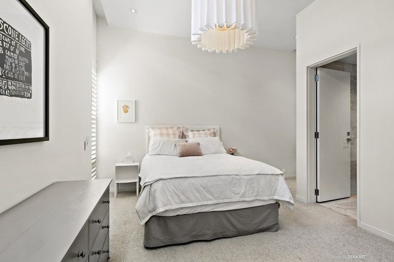 Photo of property in 5/150 Oriental Parade, Oriental Bay, Wellington, 6011