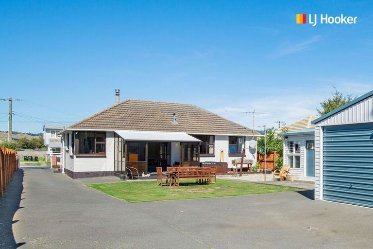 Photo of property in 35 Murray Street, Caversham, Dunedin, 9012