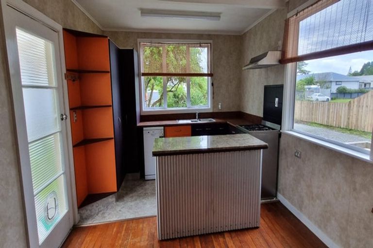 Photo of property in 40 Davie Street, Hokitika, 7810