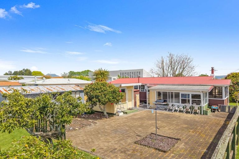 Photo of property in 18 Kowhai Avenue, Edgecumbe, 3120