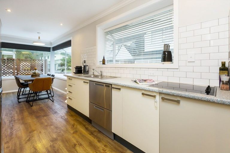 Photo of property in 46 Holdsworth Avenue, Trentham, Upper Hutt, 5018