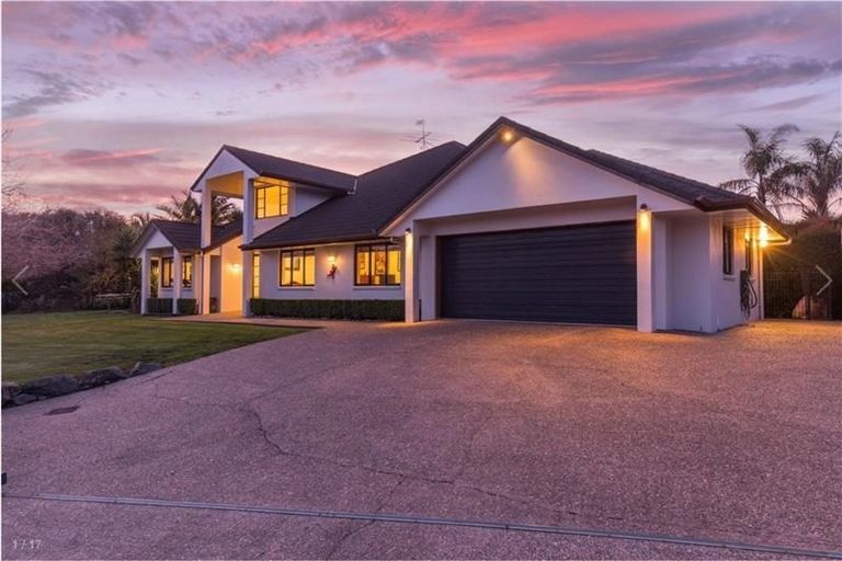 Photo of property in 20 Regis Lane, Flat Bush, Auckland, 2019