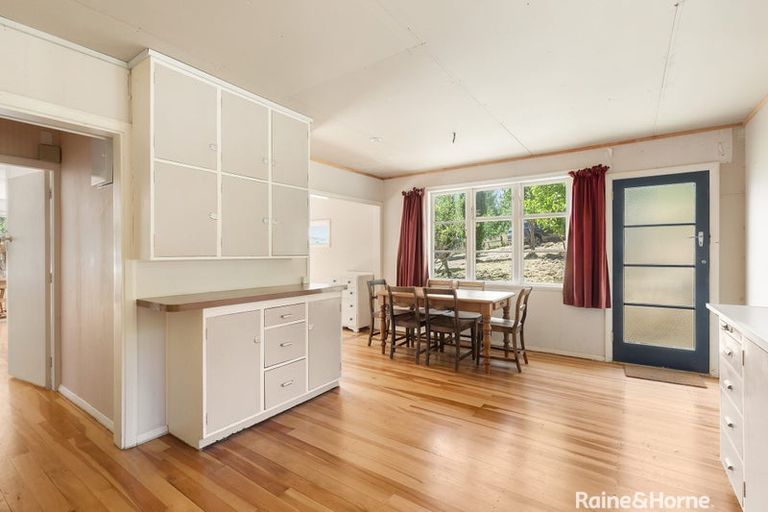 Photo of property in 371 Longbush Road, Hinakura, Masterton, 5884