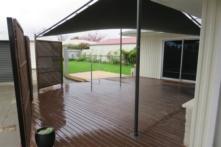 Photo of property in 8 Lipscombe Crescent, Havelock North, 4130