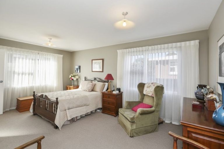 Photo of property in 247a Carrington Street, Vogeltown, New Plymouth, 4310