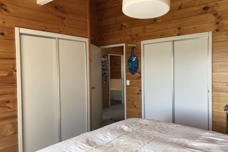 Photo of property in 31 Annan Grove, Papakowhai, Porirua, 5024