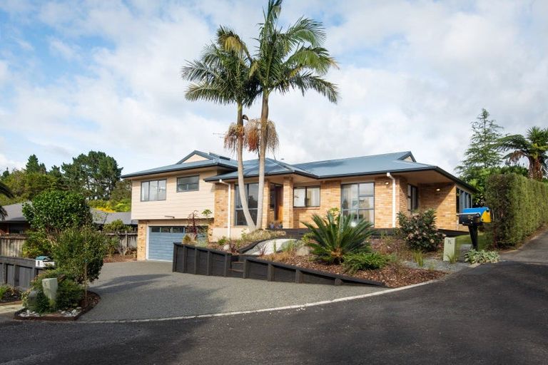 Photo of property in 22 Macmillan Street, Katikati, 3129