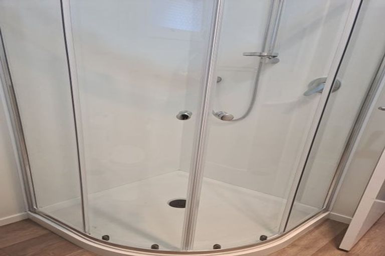 Photo of property in 42 Helvetia Road, Pukekohe, 2120