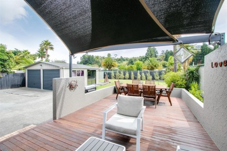 Photo of property in 39 Sanders Avenue, Marewa, Napier, 4110