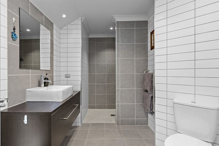 Photo of property in 25 Madison Street, Cambridge, 3434