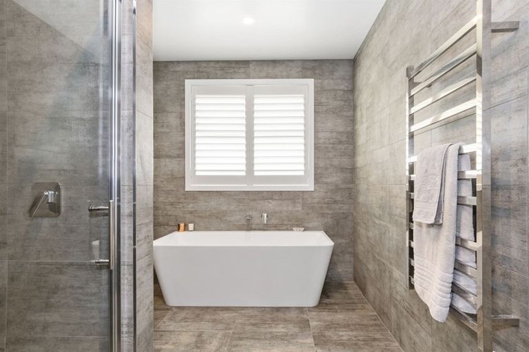 Photo of property in 5 Goodwin Crescent, Pyes Pa, Tauranga, 3112