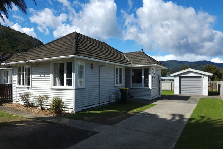 Photo of property in 10 Nelson Crescent, Wainuiomata, Lower Hutt, 5014