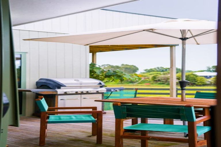 Photo of property in 2352 River Road, Horsham Downs, Hamilton, 3281