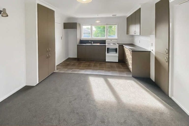 Photo of property in 14 Aileen Place, Upper Riccarton, Christchurch, 8041