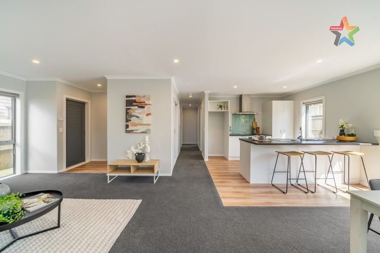 Photo of property in 9b Fitzherbert Road, Wainuiomata, Lower Hutt, 5014