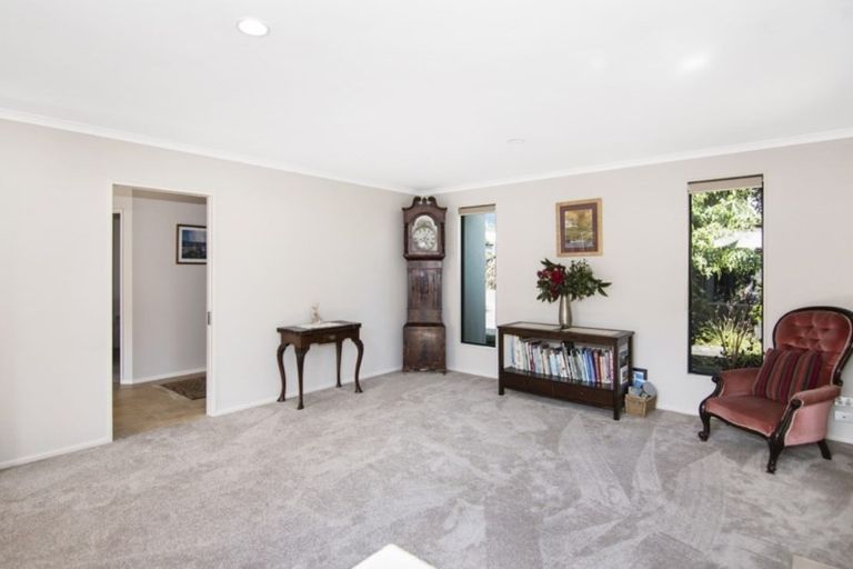 Photo of property in 18 Lobank Place, Richmond, 7020