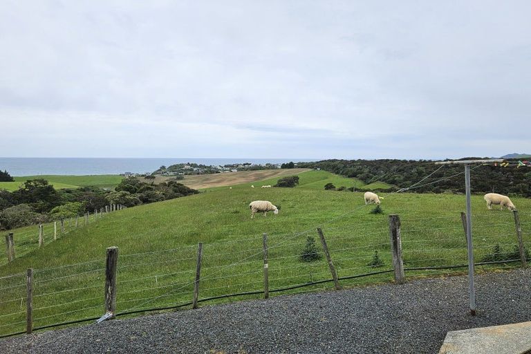 Photo of property in 61 Tinico Road, Kaka Point, Balclutha, 9271