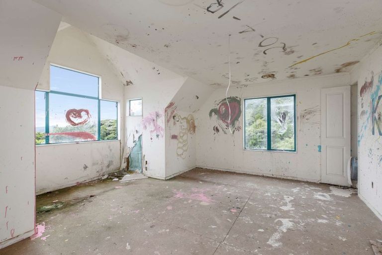 Photo of property in 112 Lone Kauri Road, Karekare, New Lynn, 0772