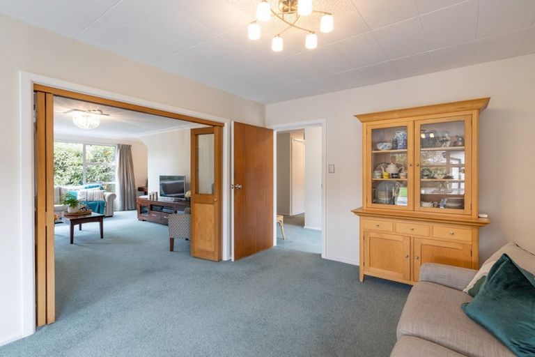 Photo of property in 52 Whitby Street, Burnside, Christchurch, 8053