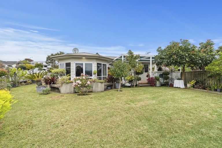 Photo of property in 3 Jensen Place, Frankleigh Park, New Plymouth, 4310