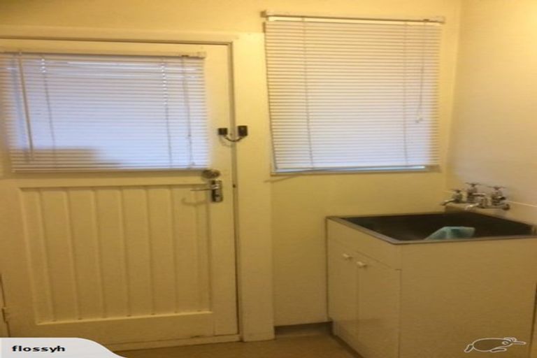 Photo of property in 1/12 Rutherford Street, Woolston, Christchurch, 8023