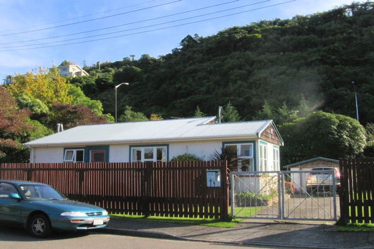 Photo of property in 22 Norfolk Street, Belmont, Lower Hutt, 5010