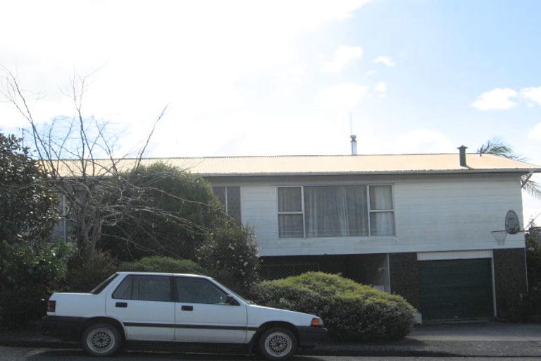 Photo of property in 11 Takahe Street, Tikipunga, Whangarei, 0112