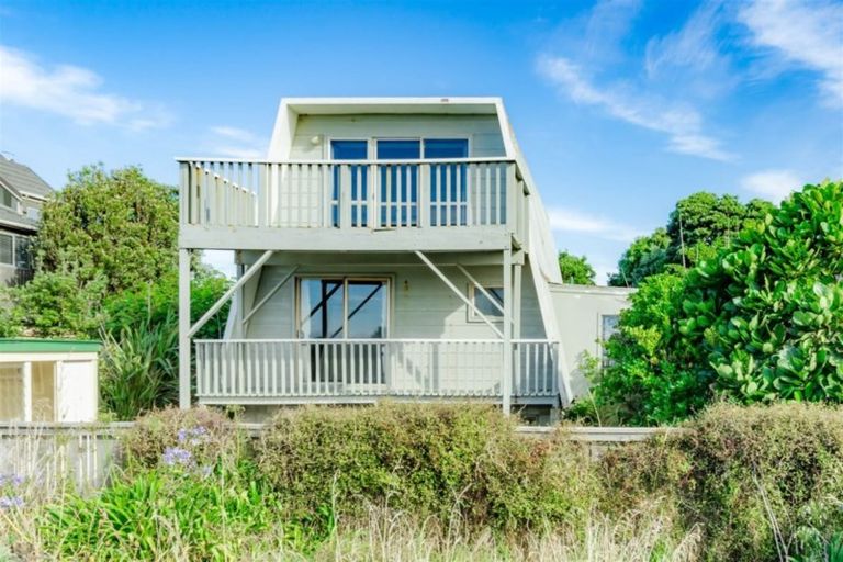 Photo of property in 245 Manly Street, Paraparaumu Beach, Paraparaumu, 5032