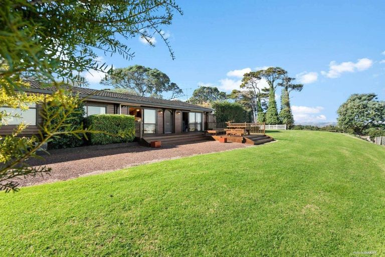 Photo of property in 39 Bright Road, Waiuku, 2682
