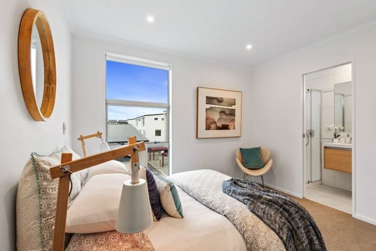 Photo of property in 25 Bonnette Road, Flat Bush, Auckland, 2019