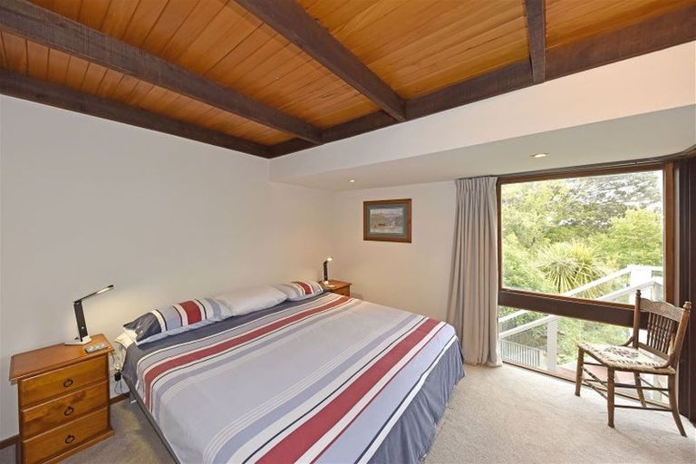 Photo of property in 28 Bengal Drive, Cashmere, Christchurch, 8022