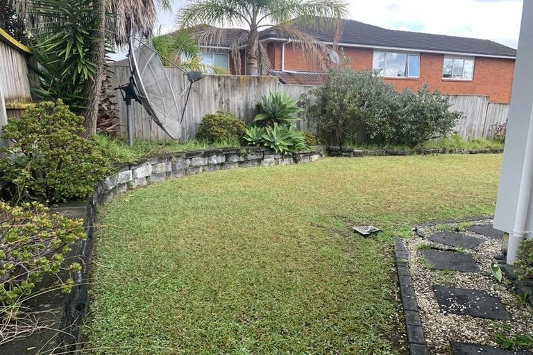 Photo of property in 69 Killybegs Drive, Pinehill, Auckland, 0632