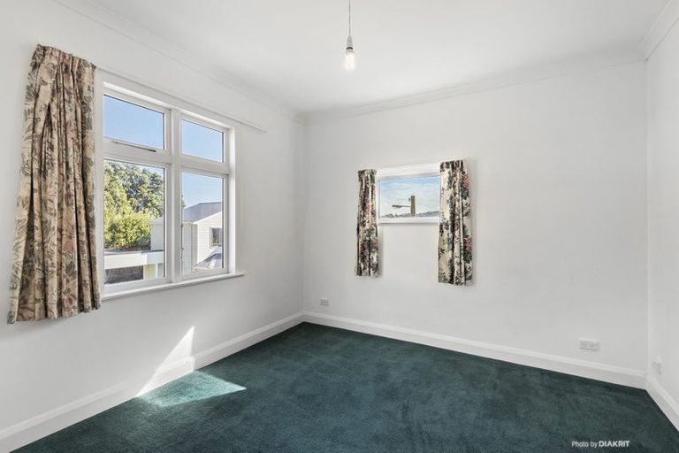 Photo of property in 3a Linwood Way, Island Bay, Wellington, 6023